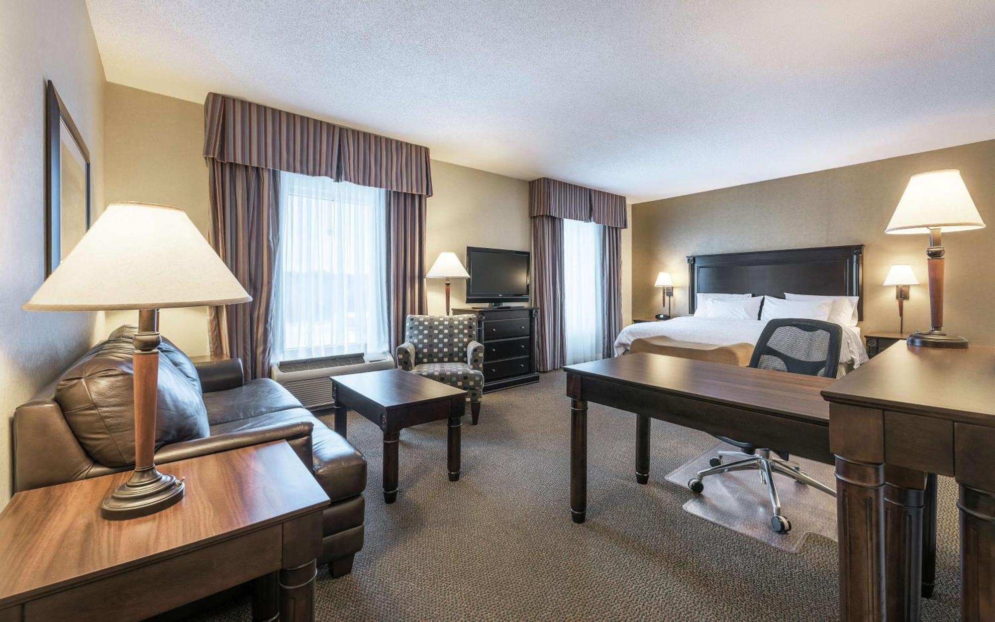 Hampton Inn & Suites By Hilton Moncton Buitenkant foto